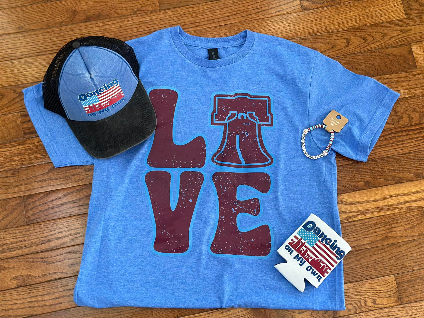 Phillies Love Bell Graphic Tee