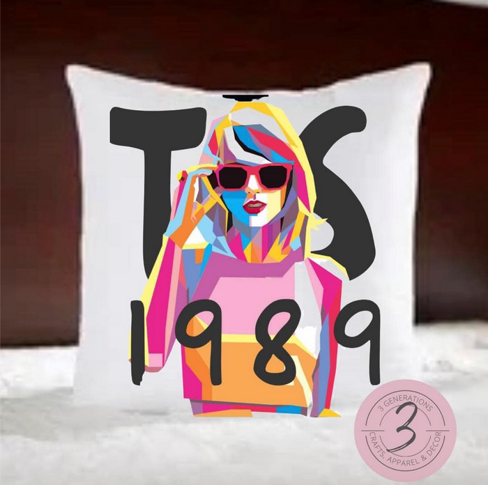 1989 Taylor 14 by 14 inch pillow
